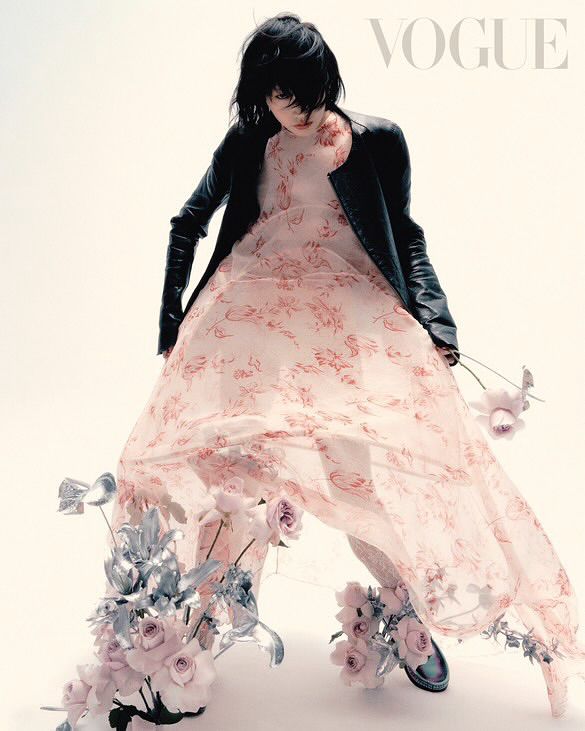 Vogue apr 2025